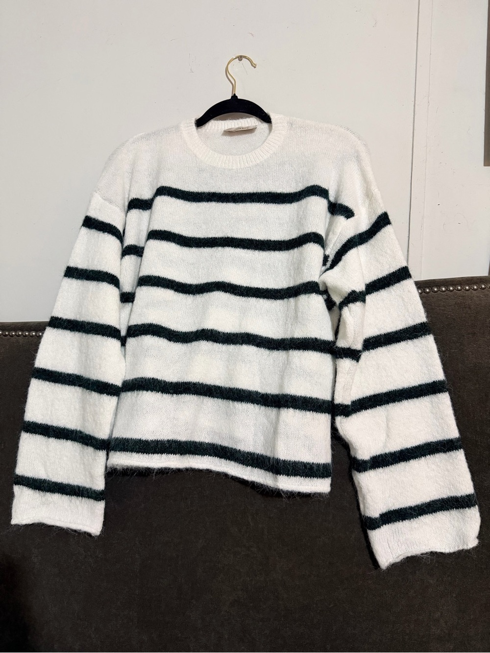 Zenana sweater with hunter green stripes. Soft cute comfy